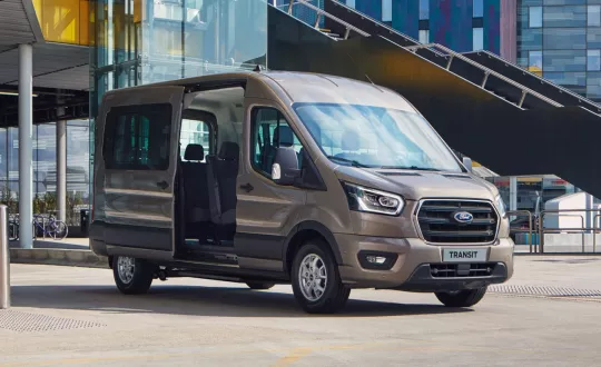 Νέο Ford Transit Minibus