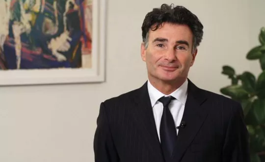 «Τα ψηφιακά έγγραφα φορτωτικής είναι οι θεμέλιοι λίθοι των καινοτομιών που θα αλλάξουν τους κανόνες – όπως τα αυτόνομα οχήματα – που πραγματικά θα μεταμορφώσουν τον κλάδο μας», ανέφερε ο Umberto de Pretto, Γενικός Γραμματέας της IRU, μιλώντας για τα οφέλη του e-CMR.