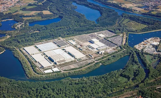 Αναβαθμίζει το Παγκόσμιο Κέντρο Logistics του Γκέρμερσχαϊμ η Mercedes-Benz.