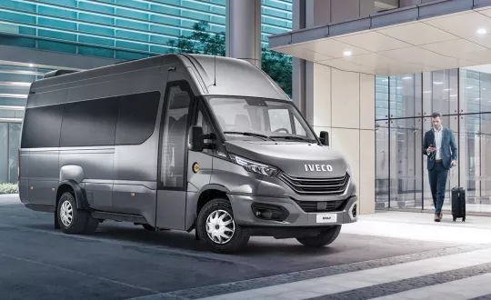 Νέο Iveco Daily minibus