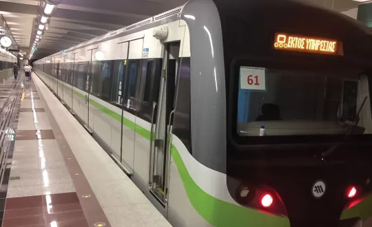 Θα σχεδιαστεί σταθερό σύστημα αποθήκευσης ενέργειας και θα αναπτυχθούν κατάλληλες τοπολογίες αποθήκευσης και στρατηγικές ενεργειακής διαχείρισης του εν λόγω συστήματος.