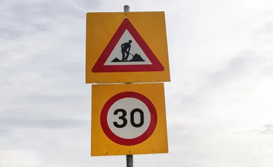 ΠΙΝΑΚΙΔΕΣ ΕΡΓΩΝ ΣΤΟΥΣ ΔΡΟΜΟΥΣ