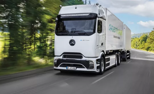 Οδηγούμε το νέο ηλεκτρικό Mercedes-Benz eActros 600  