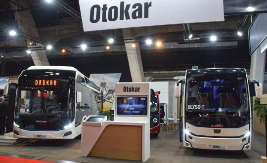 Ηλεκτρικές και πετρελαιοκίνητες εκδόσεις  είχαν την ευκαιρία να δουν από κοντά  οι επισκέπτες στο περίπτερο της Otokar.