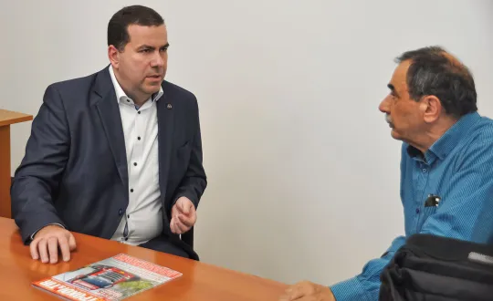«Η νέα μας και ιδιαίτερη αποδοτική γραμμή μετάδοσης Super έχει αυξήσει τη δημοφιλία των φορτηγών μας», αναφέρει ο Miklos Markus αιτιολογώντας τις υψηλές πωλήσεις των Scania το 2023.