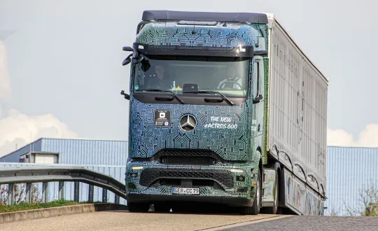 eActros 600
