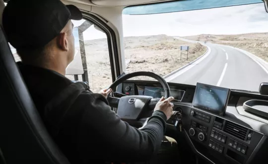 volvo truck driver 