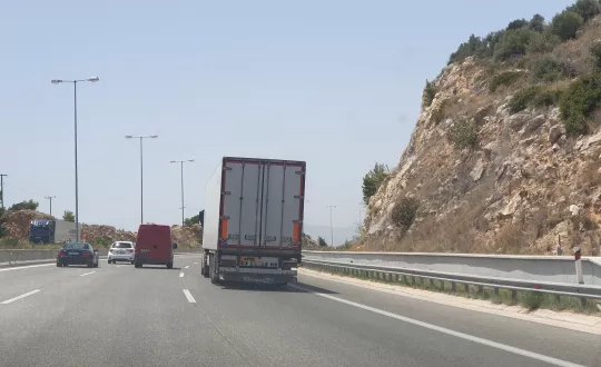 φορτηγά στην εθνική δρόμος