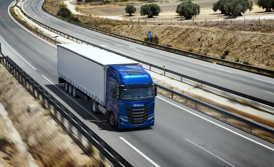 Η εξαίρεση από τα γερμανικά διόδια, μειώνει περαιτέρω το Συνολικό Κόστος Ιδιοκτησίας (TCO) των φορτηγών φυσικού αερίου, όπως το ολοκαίνουργιο IVECO S-WAY NP.