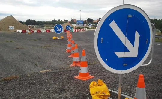 σήμα εργα δρομος