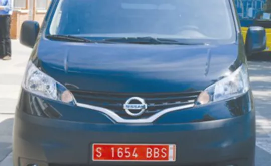NISSAN NV 200 «VAN of the YEAR 2010»