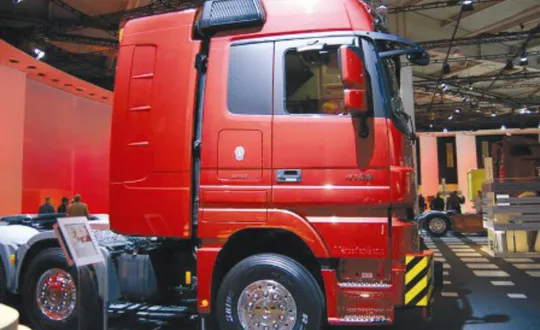 Έκπληξη: Actros SLT 4165 S