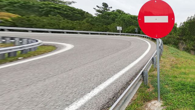 απαγορευτικό σήμα κυκλοφορίας