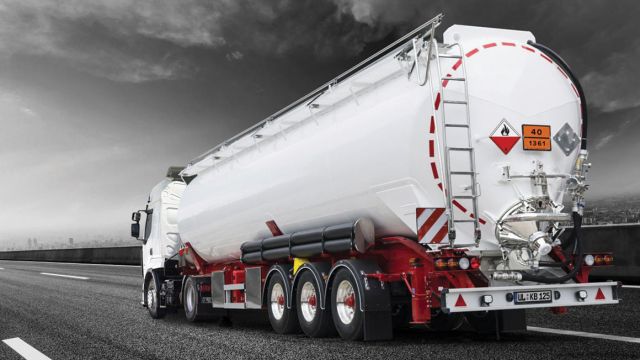 Με απόβαρο μικρότερο των 7 τόνων, το Kässbohrer K.SSK 60 ADR των 60 m3  είναι το ελαφρύτερο ρυμουλκούμενο ανατρεπόμενο βυτίο ADR στην αγορά της ΕΕ.
