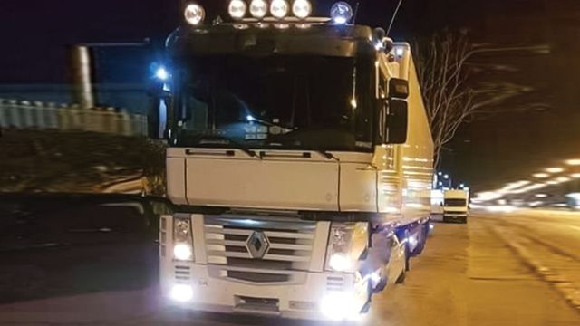 Το Renault Magnum του Ηλία Κυρίτση το οποίο εκλάπη σε φυλασσόμενο πάρκινγκ της Μόσχας στις 26 Μαρτίου. 