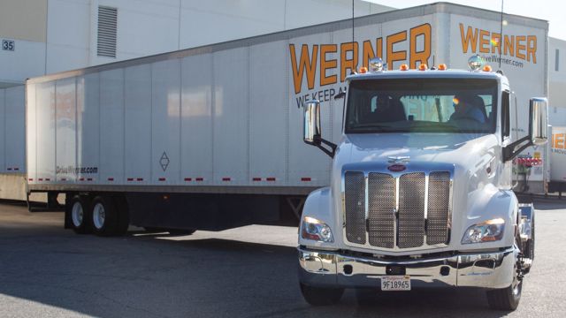 Peterbilt Model 579EV