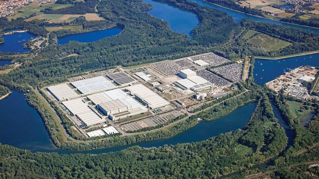 Αναβαθμίζει το Παγκόσμιο Κέντρο Logistics του Γκέρμερσχαϊμ η Mercedes-Benz.