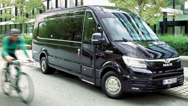 Νέο TGE Coach: Το 16+1 θέσεων πούλμαν της ΜΑΝ.