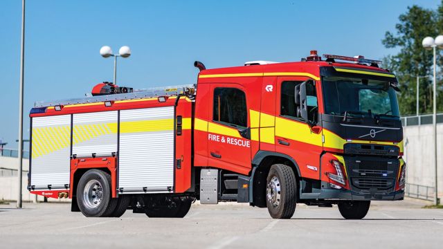 Διασωστικά και πυροσβεστικά φορτηγά 8+1 θέσεων