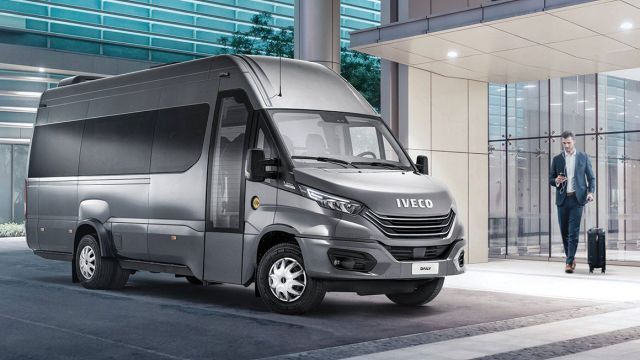 Νέο Iveco Daily minibus