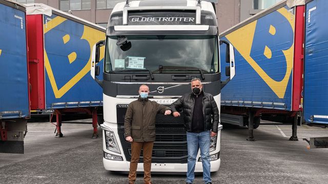 atlantic volvo Δαμιανός - Πιτσάκης 