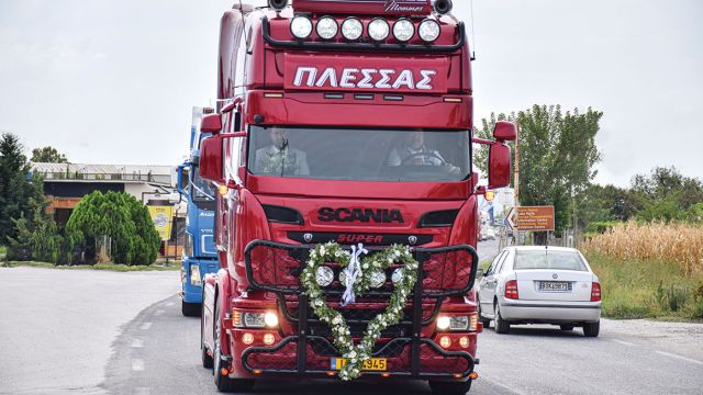 scania Πλέσσα