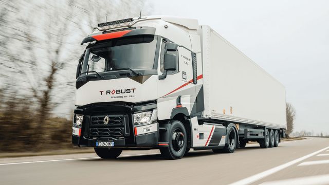 Σπέσιαλ μεταχειρισμένα από τη Renault Trucks! 