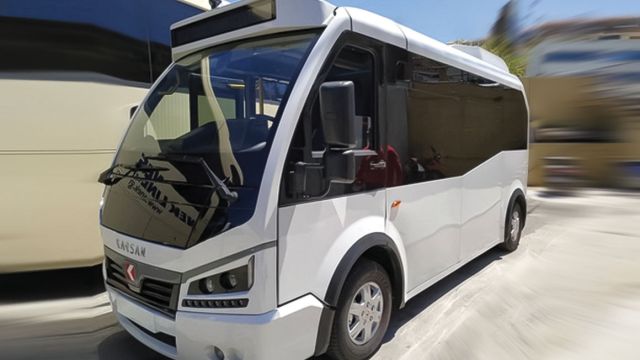 Αυτοφερόμενο αμάξωμα (Monocoque Space Frame) και χαμηλό δάπεδο για το Jest electric.