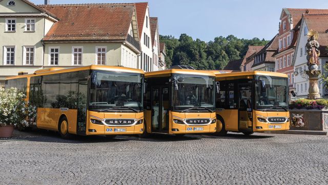 Η σειρά MultiClass 500 LE είναι διαθέσιμη με τέσσερα  μοντέλα, το S 510 LE, το S 515 LE, το S 516 LE και το S 518 LE