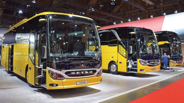 Πληθωρική η παρουσία της Setra  με μοντέλα της σειράς S 500
