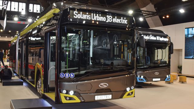 Το περίπτερο της πολωνικής εταιρείας Solaris, το Solaris  Urbino 18 Electric και το Solaris Urbino 18 Hydrogen.