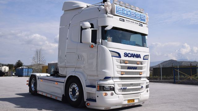 Scania Pitsos junior. Ο Βασιλιάς της Πίτσος μεταφορικής από το Βόλο.