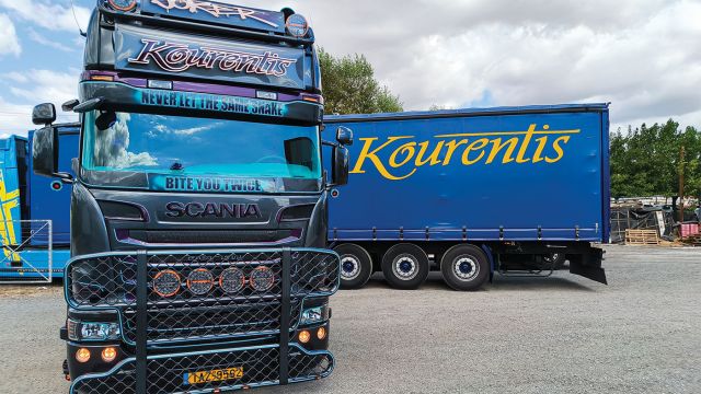 Η νέα ναυαρχίδα της μεταφορικής Κουρεντής από τη Λιβαδειά