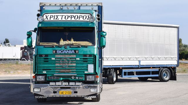 Super 143M 500. O V8 κινητήρας 14,2 λίτρων, αποδίδει 500 ίππους και ροπή 2.100 Nm.