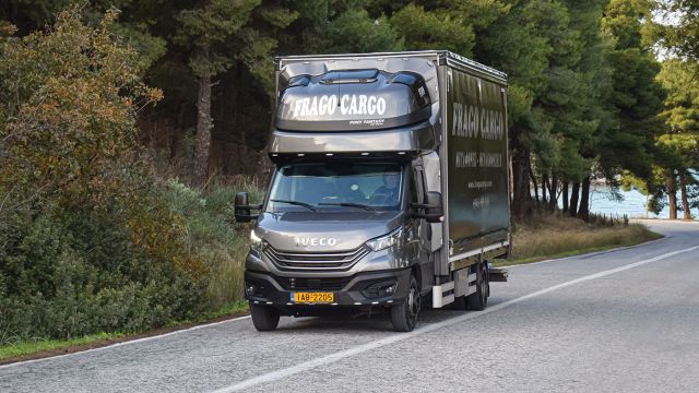 Το νέο απόκτημα της μεταφορικής εταιρείας Frago Cargo από τον Βόλο. Η απόδοση του κινητήρα είναι ένα από τα βασικά πλεονεκτήματα του Daily σύμφωνα με τον ιδιοκτήτη του.