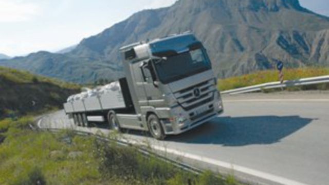 Test Drive MB Actros 1860