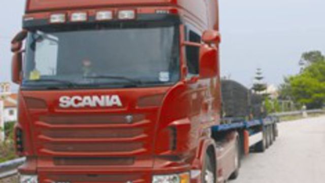 Στο δρόμο με το Νέο R 620