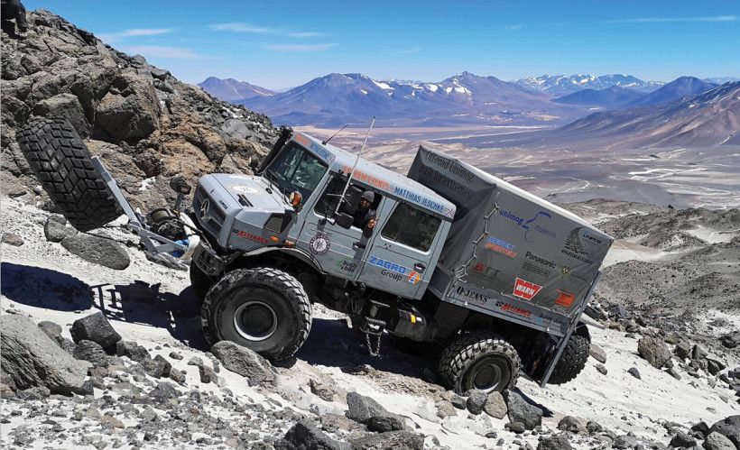 Παγκόσμιο ρεκόρ ύψους από το Unimog (+VIDEO)