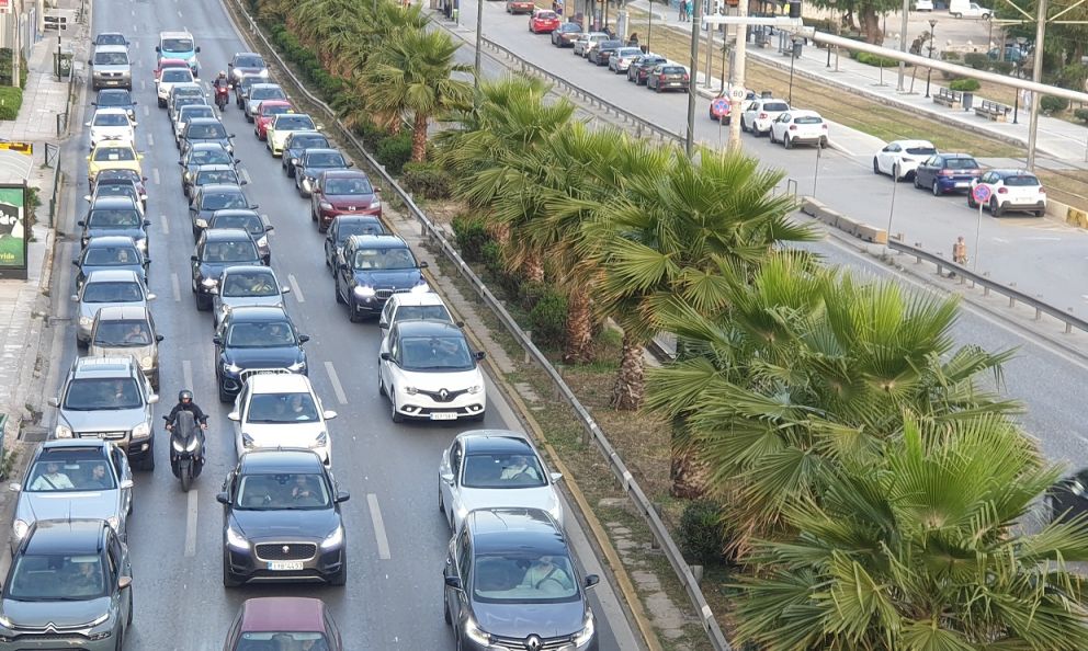 δρόμος, αυτοκίνητα, φορτηγά, 