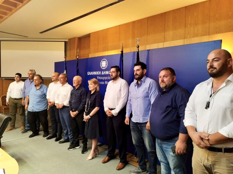 συναντηση κλάδου μεταφορων με υπουργο