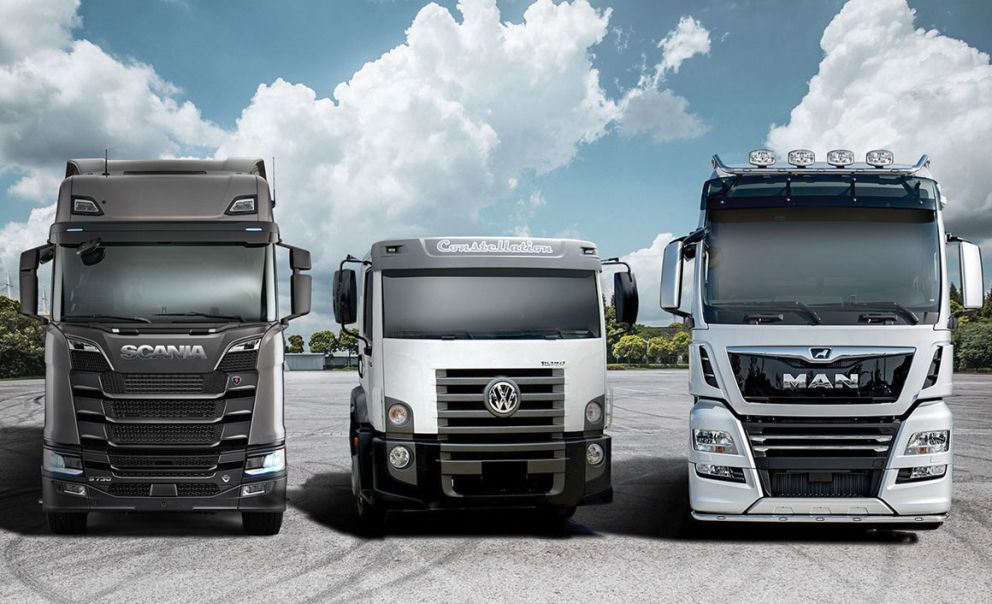 Traton είναι η ονομασία του (πάλαι ποτέ Volkswagen Truck & Bus) κλάδου βαρέων επαγγελματικών οχημάτων του γκρουπ Volkswagen στον οποίο υπάγονται ΜΑΝ, Scania και Volkswagen Caminhoes e Onibus από Λατινική Αμερική.