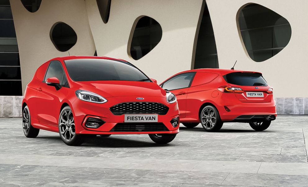 Το Fiesta Van EcoBoost Hybrid εντάσσεται στην οικογένεια των ήπια υβριδικών επαγγελματικών Ford, όπου ανήκουν και τα Transit, Transit Custom και Tourneo Custom EcoBlue Hybrid.