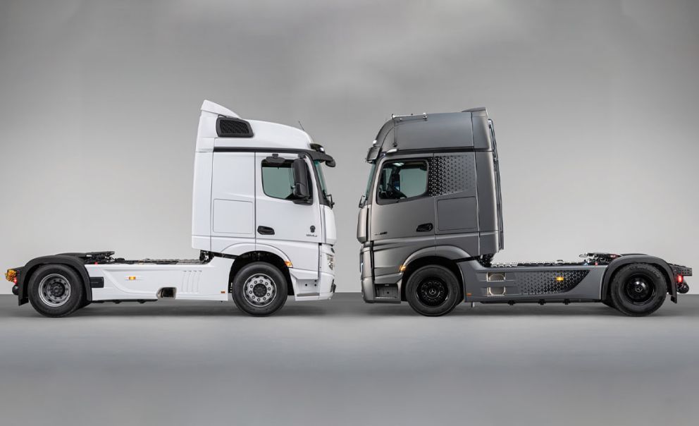 Τον Απρίλιο ξεκινά η παραγωγή των νέων Actros F (αριστερά) και Edition 2 (δεξιά).