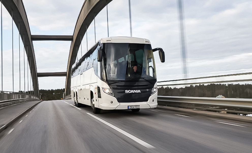 Νέα γενιά πούλμαν Scania Touring