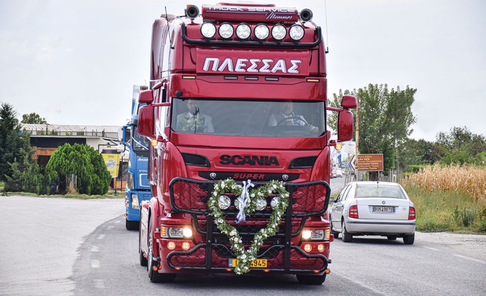 scania Πλέσσα