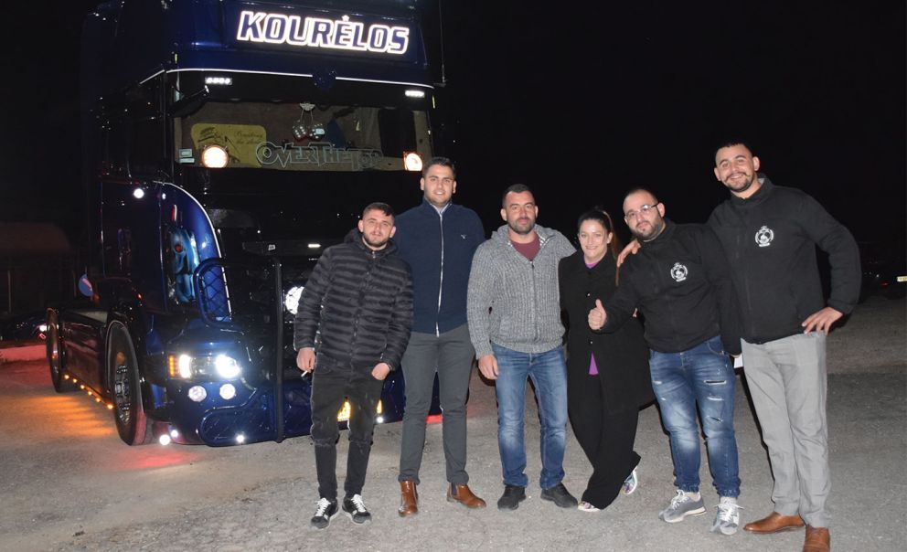 Το παρών έδωσε και το Axos team παρέα με τον Γιώργο Κουρέλο.