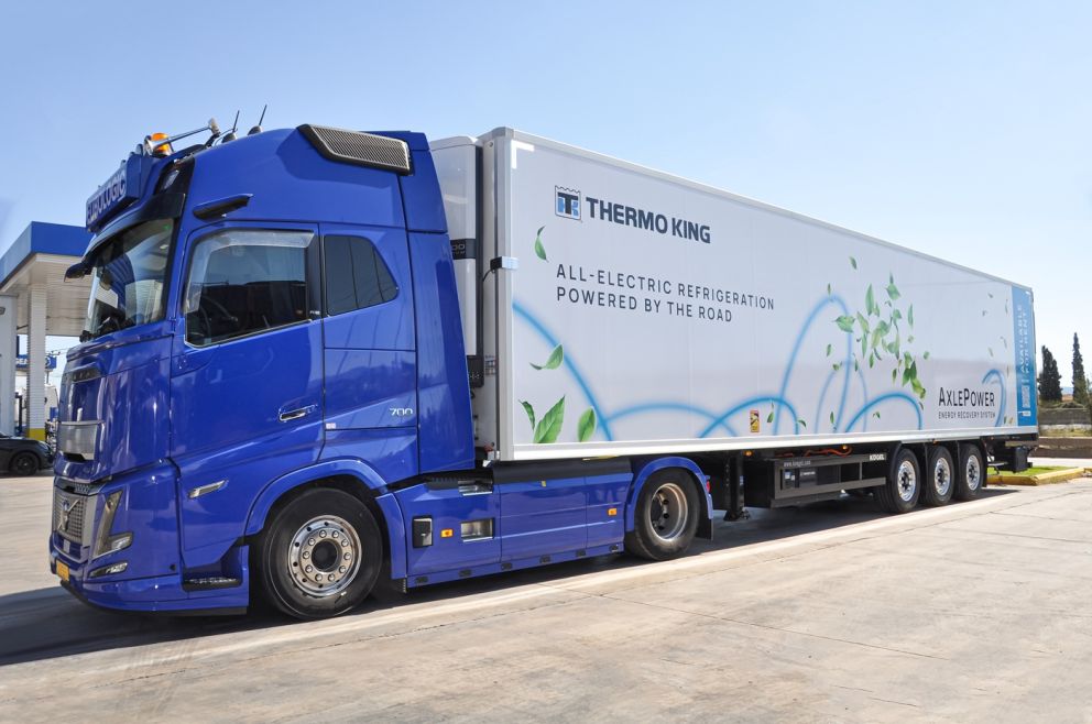 Στο Volvo 700 της Eurologic ο θάλαμος με το υβριδικό ψυκτικό μηχάνημα της Thermoking Στο Volvo 700 της Eurologic ο θάλαμος με το υβριδικό ψυκτικό μηχάνημα της Thermoking