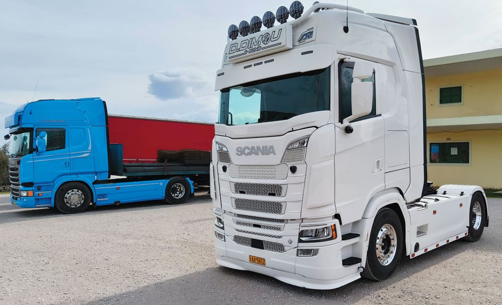 Το τελευταίο απόκτημα, ένα Scania S. Το τελευταίο απόκτημα, ένα Scania S.