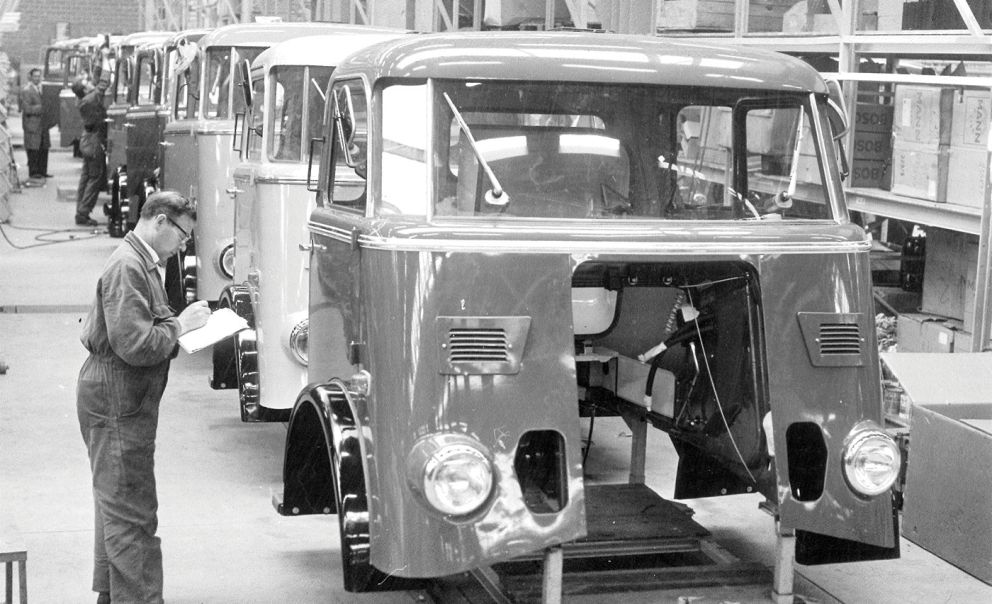 Παραγωγή καμπινών πριν 60 χρόνια