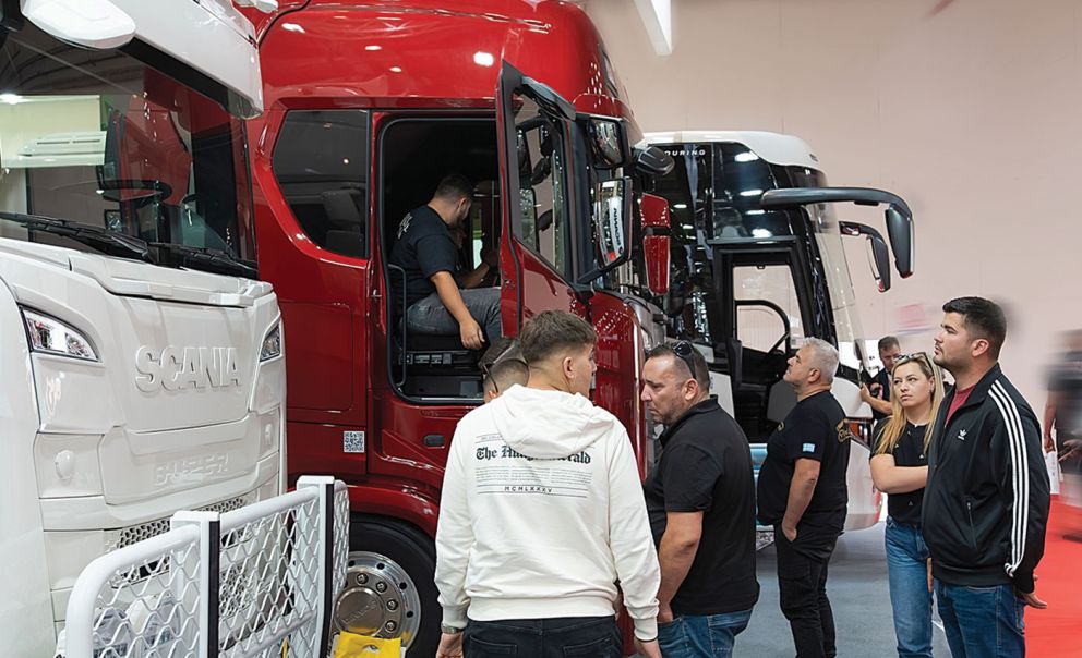 Scania S για εθνικές και διεθνείς μεταφορές, με έμφαση στην αποδοτικότητα.